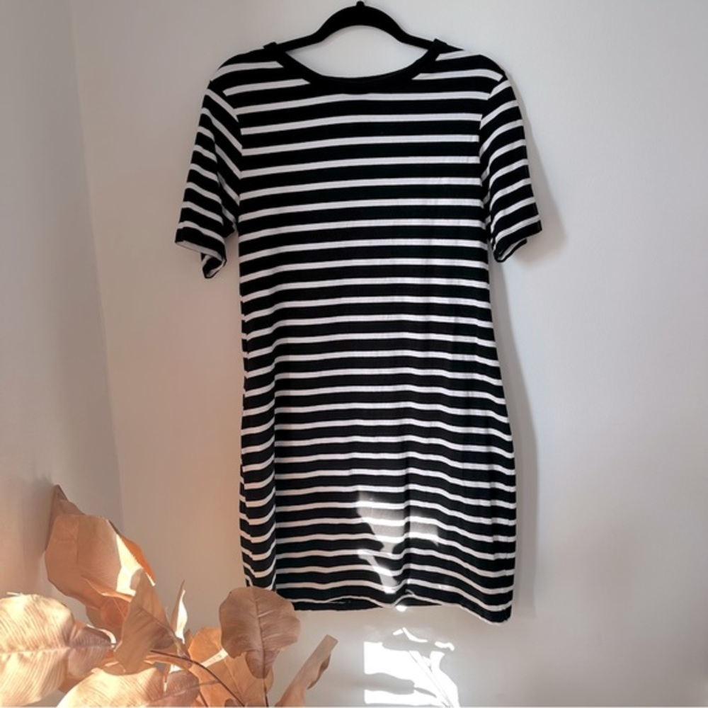 Womens old navy black & white striped Bodycon mini shirt dress size large